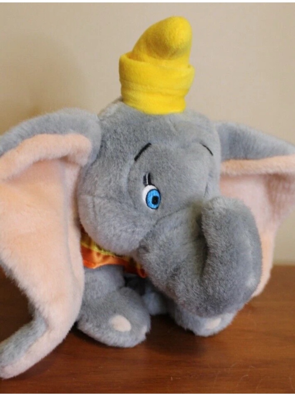 Vtg Disney Store Dumbo the Flying Elephant 9" Plush Yellow Hat Stuffed Animal